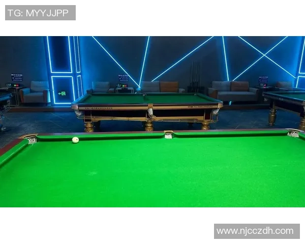 桌球与足球的奇妙结合探索运动的无限可能性与乐趣 桌球与足球的奇妙结合探索运动的无限可能性与乐趣